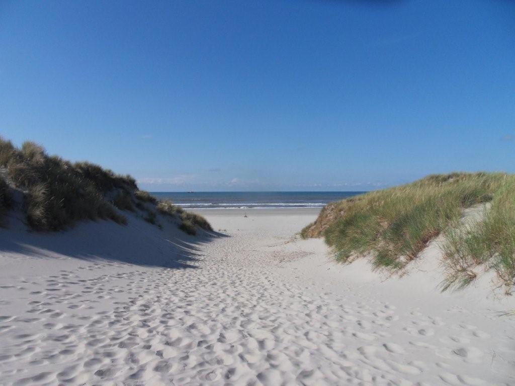 Ameland-Nes-Duinoord: Stacaravan Nes  Exteriér fotografie