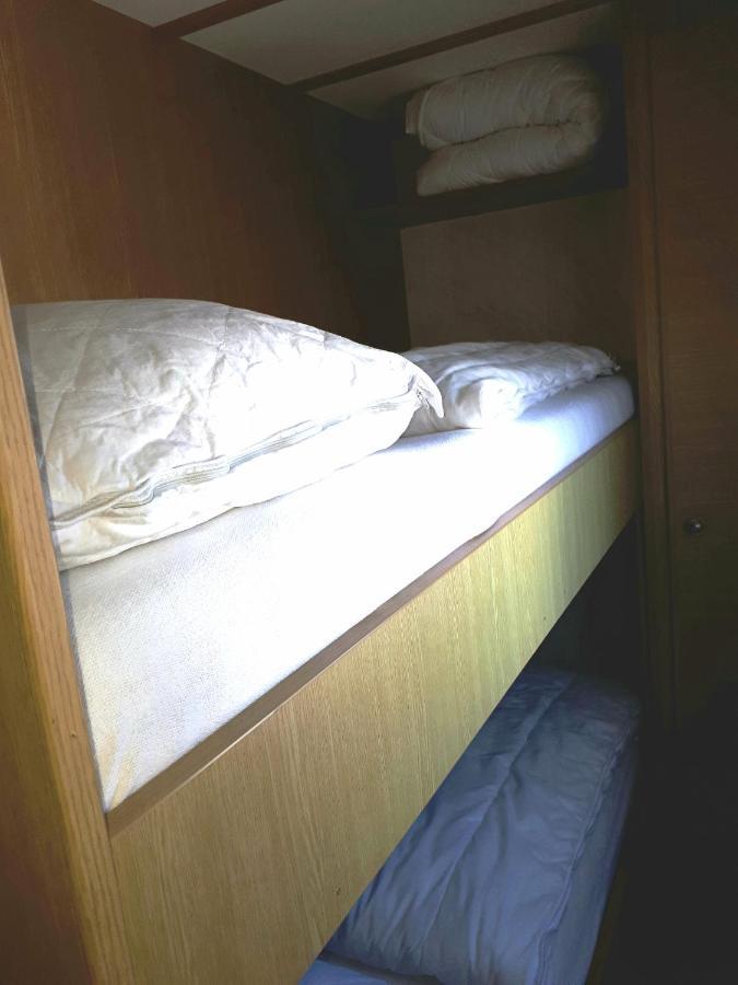 Ameland-Nes-Duinoord: Stacaravan Nes  Exteriér fotografie
